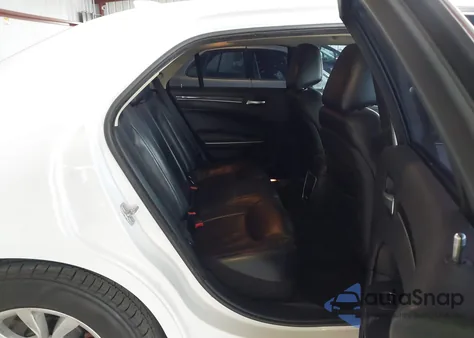 2016 Chrysler 300 Anniversary Edition from USA, damaged, VIN 2C3CCAAGXGH220360